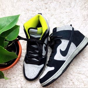 Nike SB Dunk High Pro Black/Base Grey-Venom Green